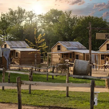 O'tel Park 营地 Le Bernard