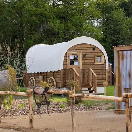 O'tel Park 营地 Le Bernard